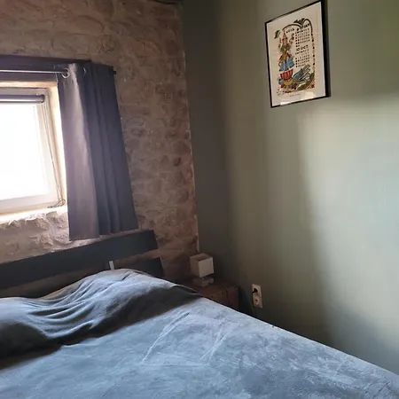 Gite De Caractere Jusqu'a 7 Personnes Διαμέρισμα *